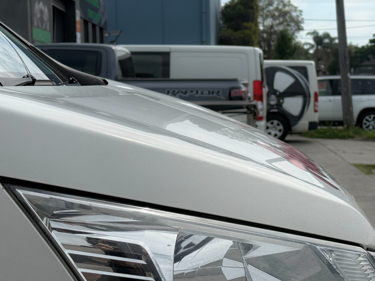 Advanced Alloy Wheel Repairs trade pickup and delivery van